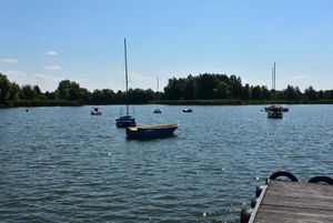 Zdjęcie zalewu ZEK w Radymnie od strony pomostu
