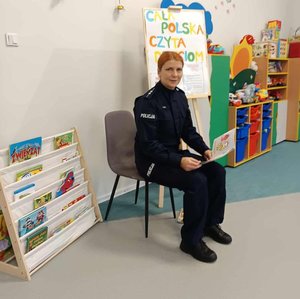 Policjantka w żłobku