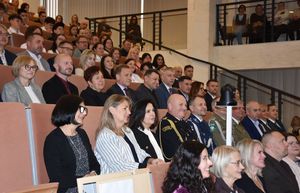 Osoby zgromadzone na auli