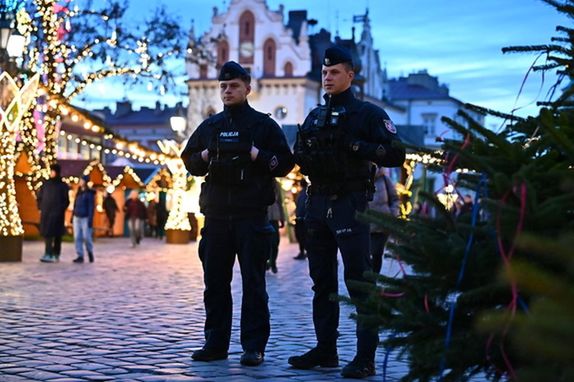 Policjanci w czasie służby
